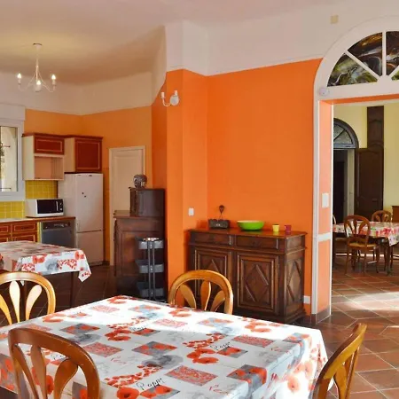 Le Lavandou, 3 Pieces, 5 Personnes - Fr-1-251-203 Apartment Le Lavandou